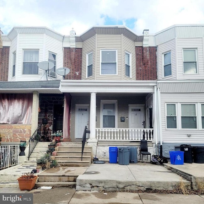 Photo - 2031 S Salford St Townhome