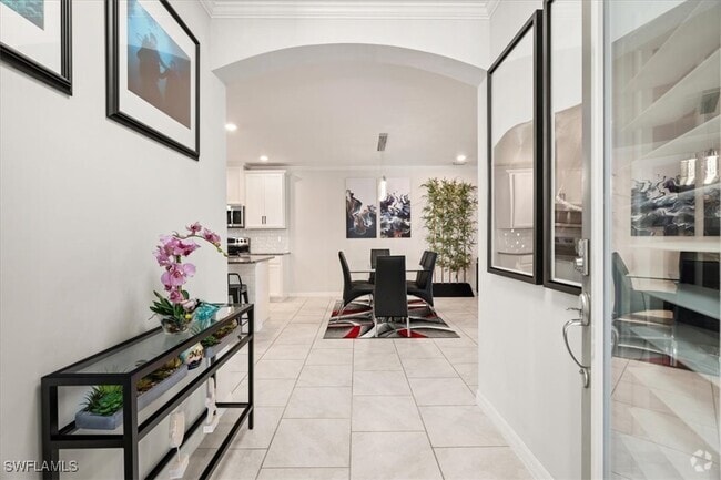 Building Photo - 14672 Edgewater Cir Rental