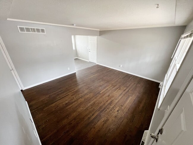 Photo - AVAILABLE SOON: Charming 3-Bedroom Home in Grandview!