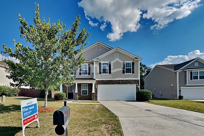 Building Photo - 1882 Woodstone Dr