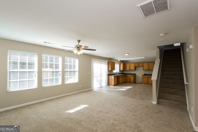 Photo - 5677 Sable Way