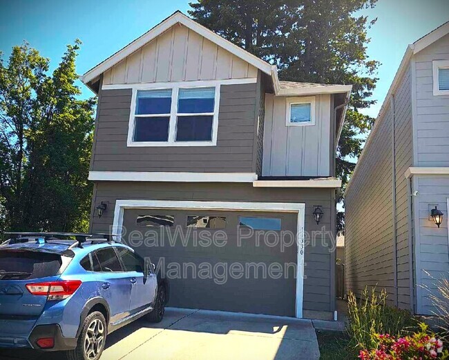 Building Photo - 11330 NE 25th St Rental