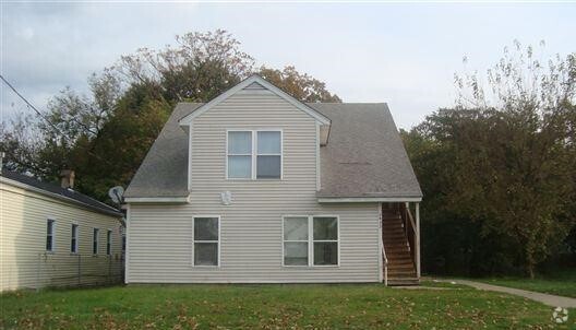 Building Photo - 2433 Slevin St Unit 4 Rental