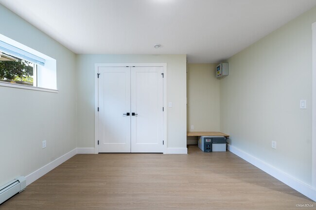 Photo - 2 Bed, 1 Bath Basement Suite for Rent in Delta! Unité Basement