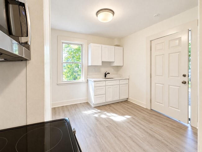 149 Bussey St Unit 1