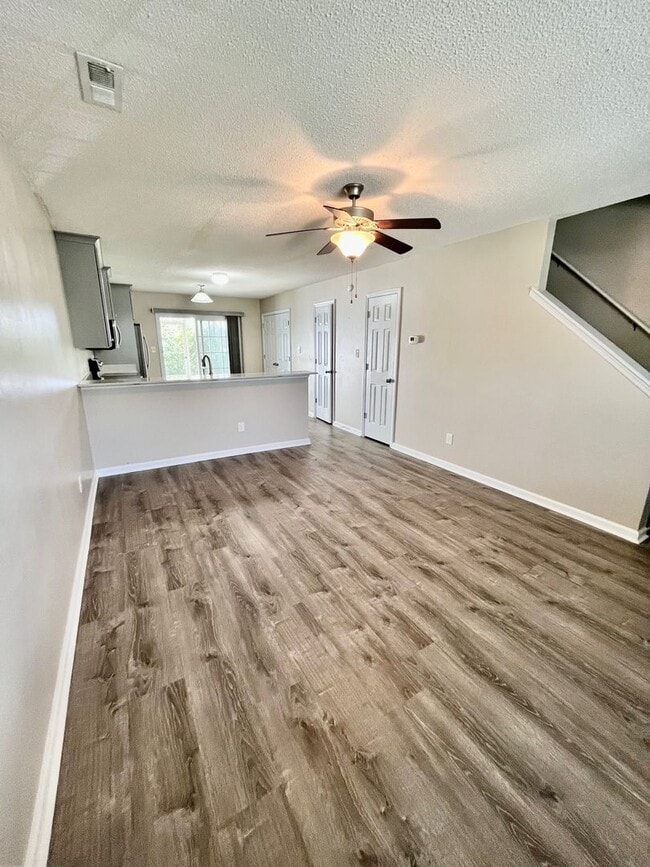 Photo - UPDATED Townhome in The GABLES!