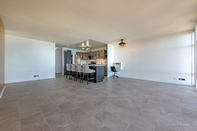 Photo - 6700 S South Shore Dr Unidad 22B