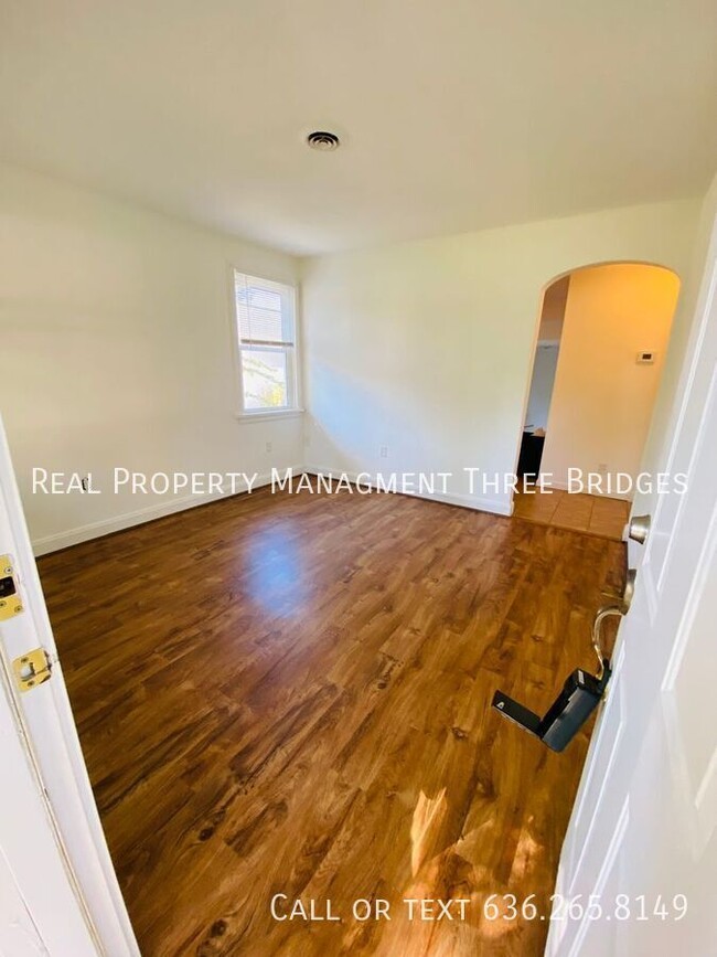 Beautiful 2br/1ba Lindendwood Park Home - Beautiful 2br/1ba Lindendwood Park Home