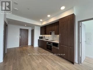 Photo - 27 McMahon Dr Unit 3305