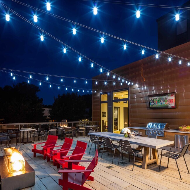 Photo - Vintage on Selby