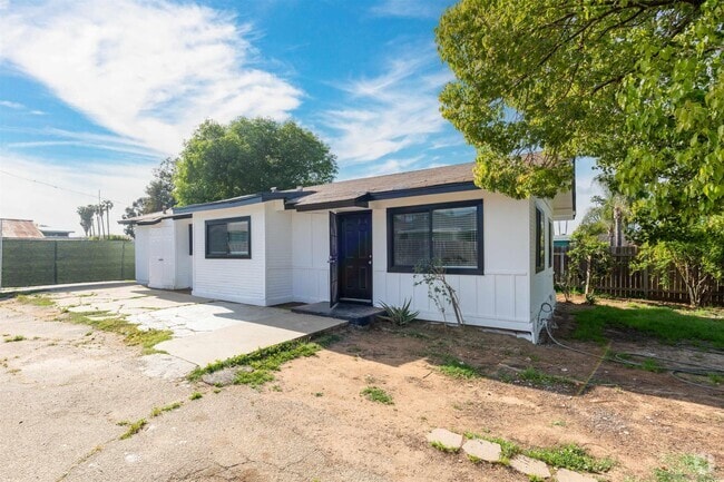 Building Photo - 717 Park Pl Rental