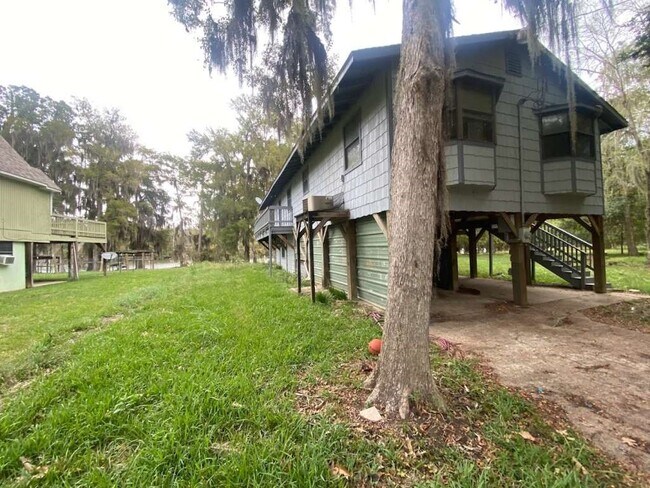 Photo - 203 Ferguson Dr