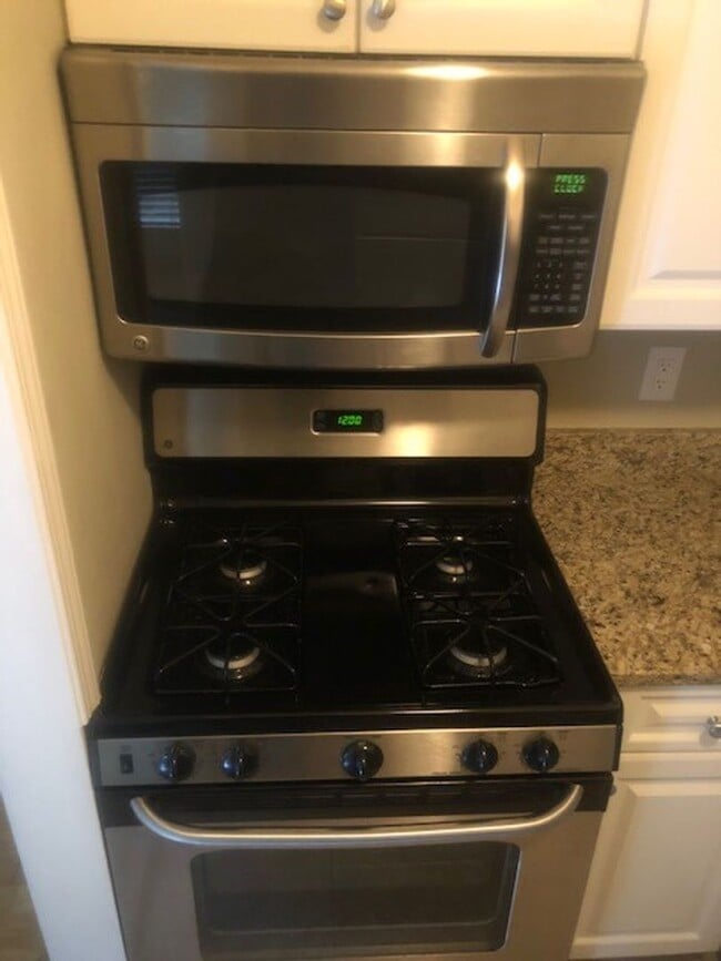 Photo - * Move In Special- $500.00 of 1st Month Re...