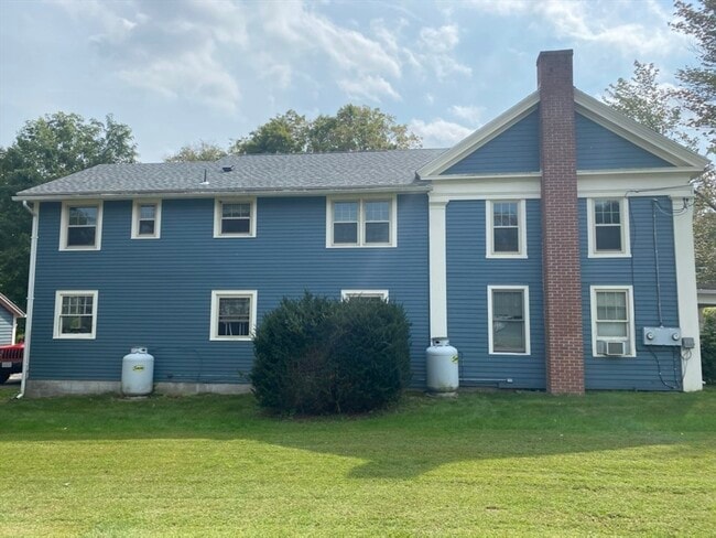 231 River Dr