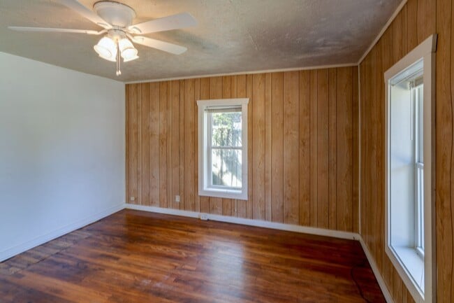 Photo - 304 Edith Ave