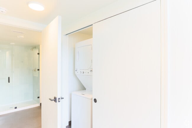 2BD, 2BA Loft - 1,475SF Laundry/Hallway