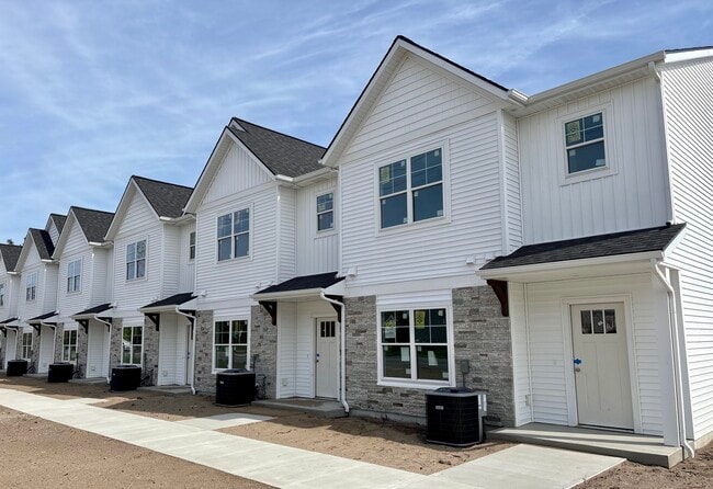 Ventura Townhomes - Ventura Townhomes