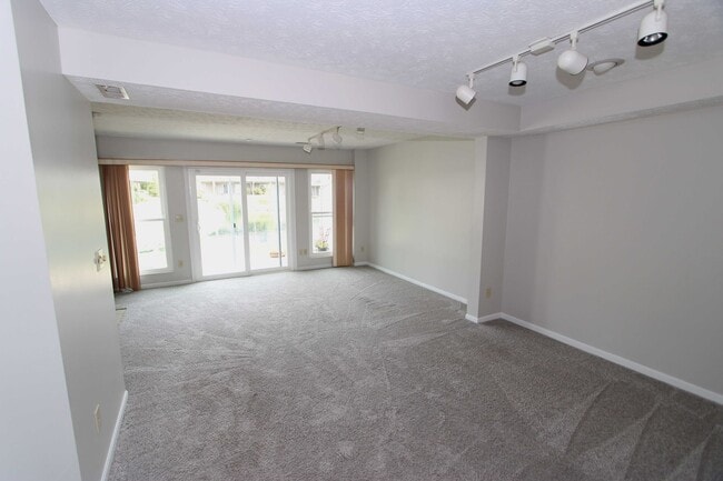 Photo - 2 Bedroom 1 and half Bathroom Single Famil...