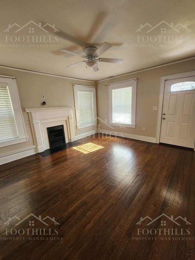 Photo - 709 E Calhoun St