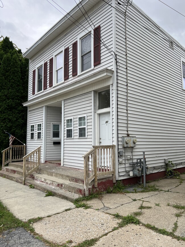 Photo - 37 South St Unit 2