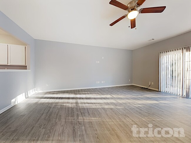 Photo - 3038 Deerborne Ct