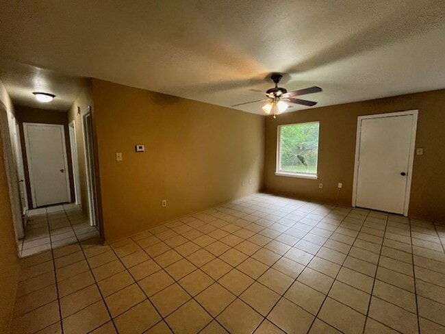 Photo - Renovated 3 Bedroom 1 Bath Home for Rent!
