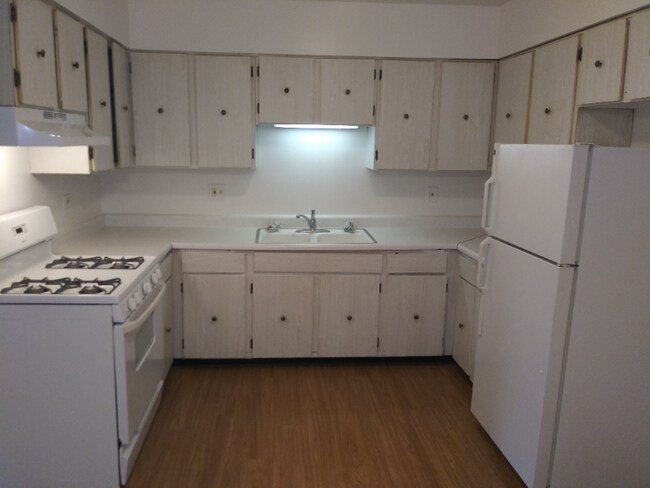 Photo - 510 N Mill Rd Unidad G