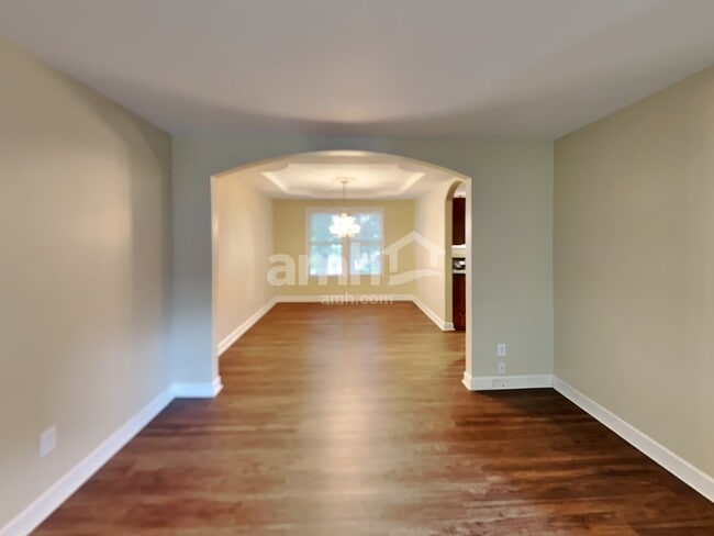 Photo - 5205 Starwind Pt