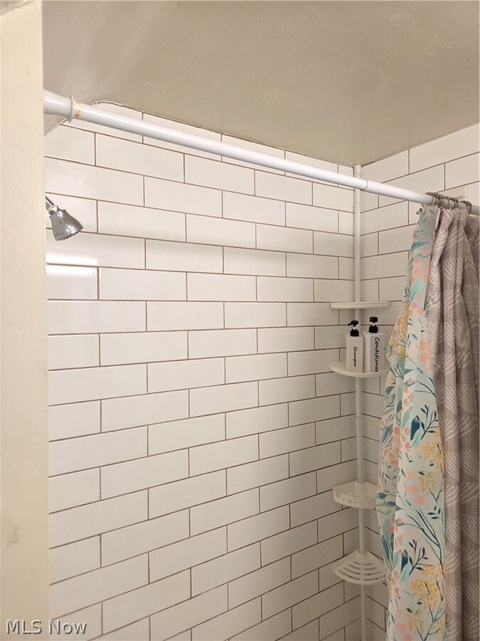 Photo - 1450 E 110th St