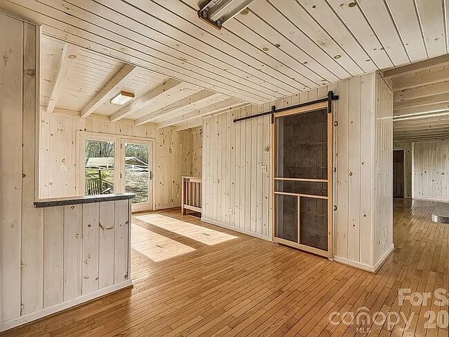 Photo - 201-201 Roland Hill Rd Unit 1
