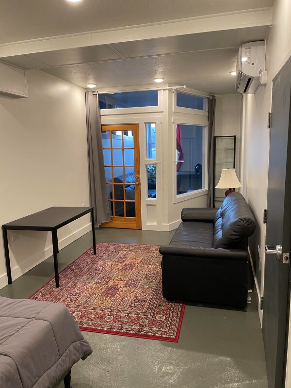 418 E Main St Apartment Charlottesville, VA