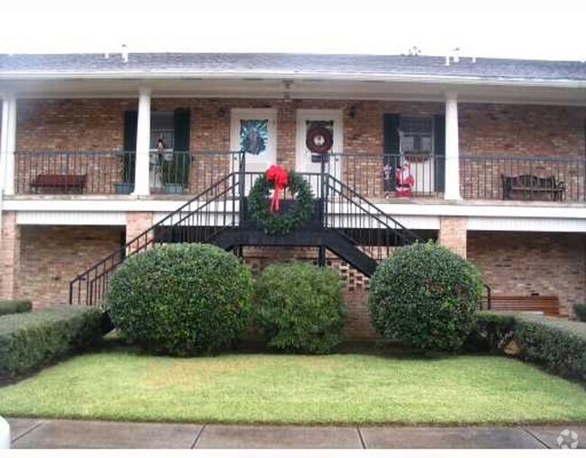 Building Photo - Check This Out Rental