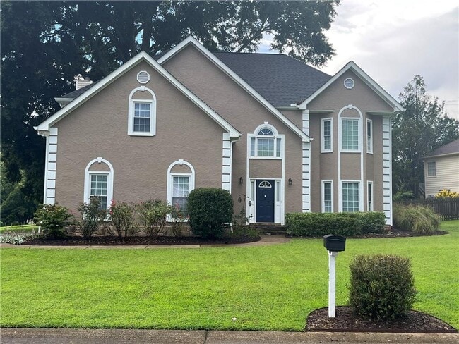 Photo - 1601 Willow Way