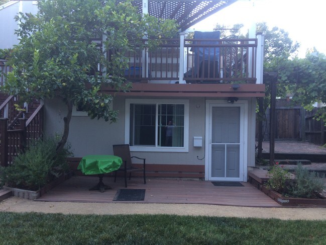 Photo - 3915 Jefferson Ave Unit 1