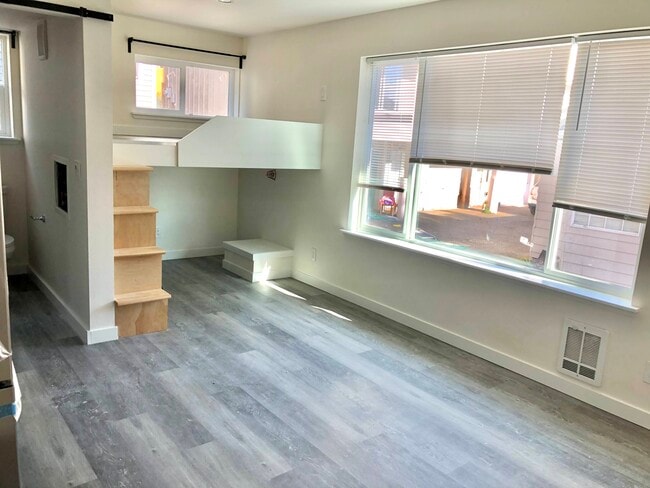 Photo - 10734 Stone Ave N