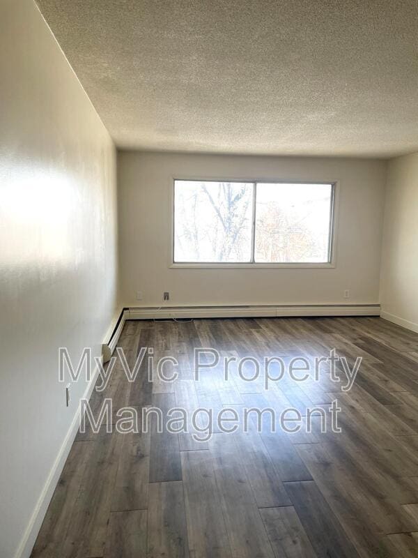 Photo - 10130-10152 152 St NW Unit One Bed