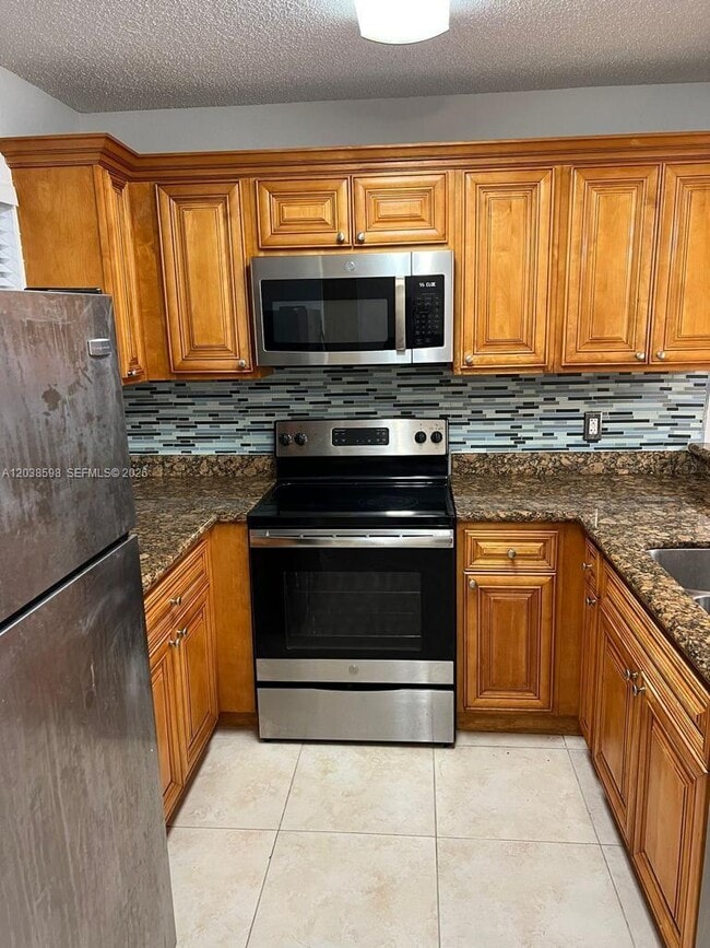 Building Photo - 1561 Balfour Point Dr Unit B