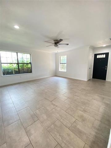 Photo - 2111 Wisteria St