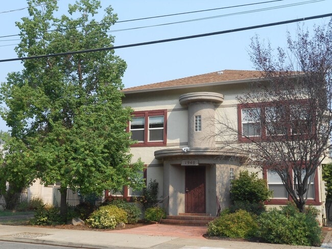 Building Photo - shas1940 Unit 3 Rental