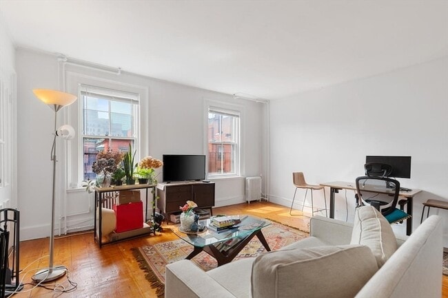 Photo - 86 Marlborough St Unit 8