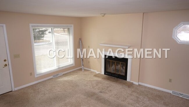 Photo - 2704 Norwich St