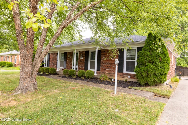 2901 Creekside Dr