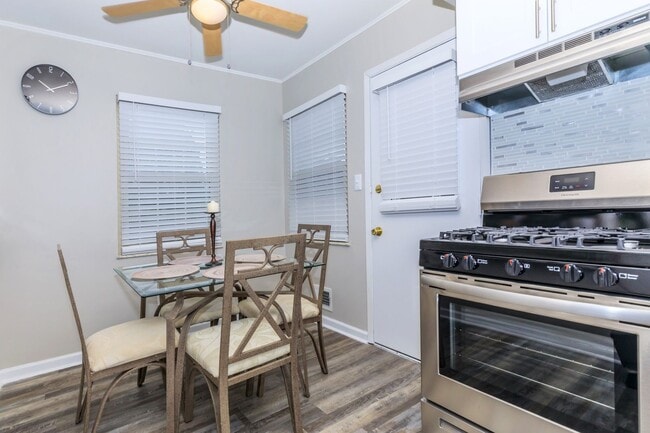 Photo - TOWNHOMES AT BLENDON