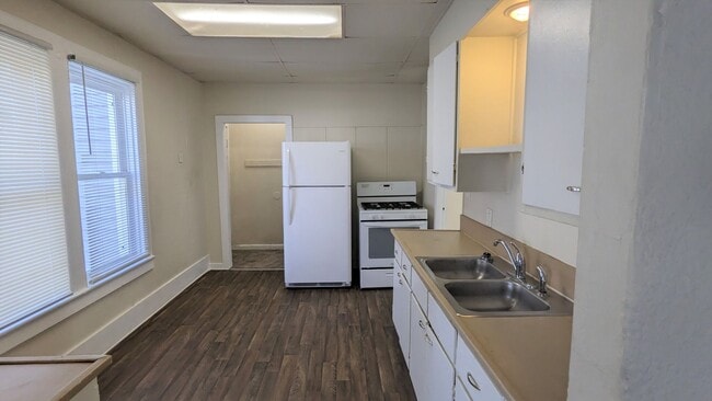 Photo - 247 W. Southern. large 2 bedroom house