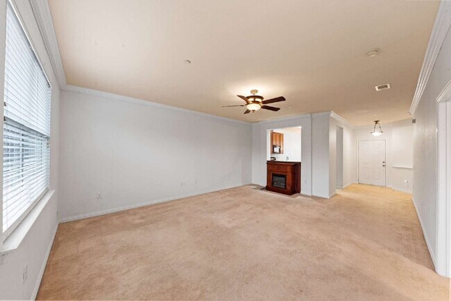 Photo - 252 Heritage Hill Dr