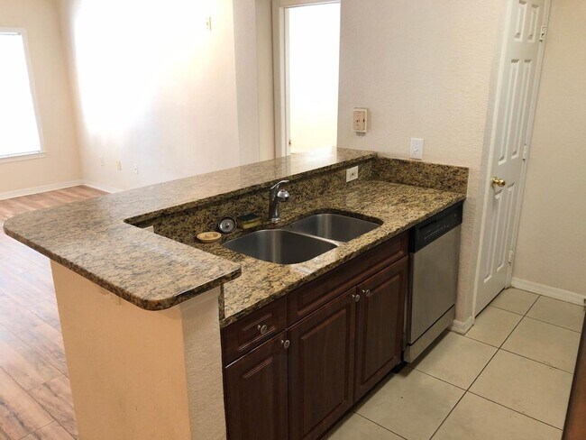 Photo - Newly Renovated 2/2