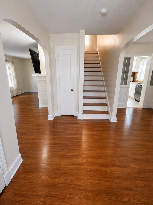 Photo - 629 Watson Ave