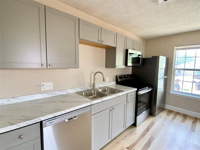 Photo - 7103 Bethune Ave