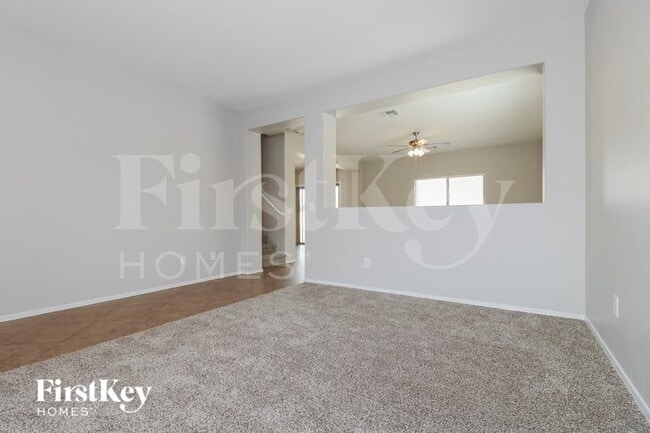 Photo - 19395 W Madison St