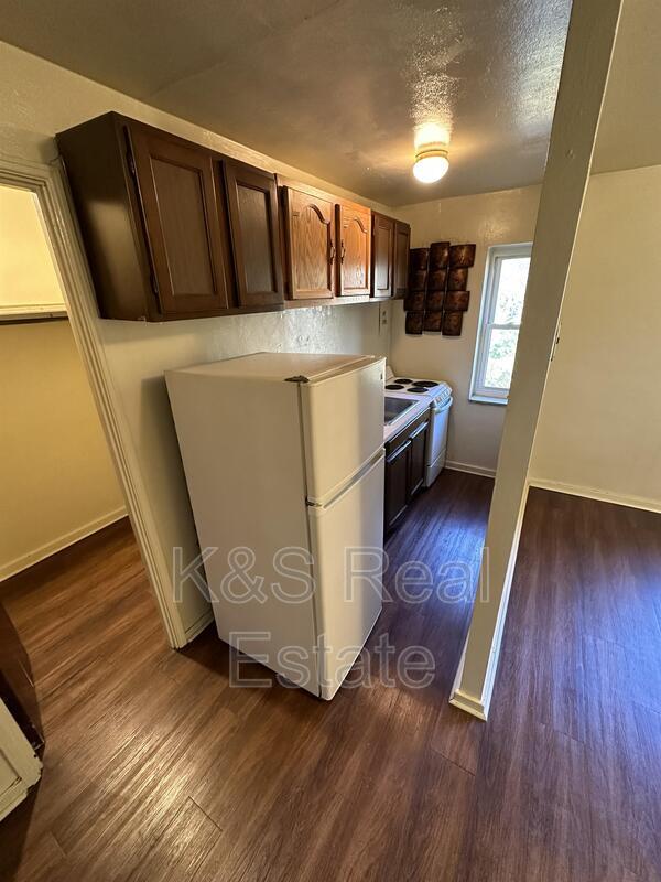 121 Mount Lebanon Boulevard 11 Condo Condo for Rent in Mount